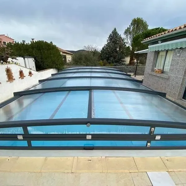 pose abris de piscine